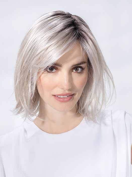 Icone Deluxe Wig by Ellen Wille